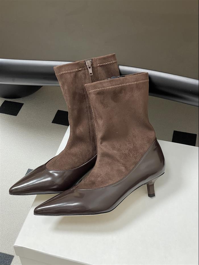 20251128172614129 370